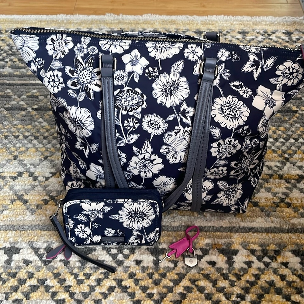 Vera Bradley Dark Blue and Cream Tote Bag, Wallet, and Bag Charm Set